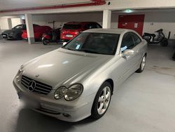 Silber Gebraucht 2002 Mercedes CLK320 Avantgarde Coupé | 1.499 € (Superpreis)