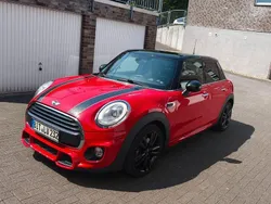 Rot Gebraucht 2018 Mini Cooper Kleinwagen | 12.500 € (Fairer Preis)