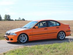 Orange Gebraucht 2001 BMW 325 Competition Edition Limousine | 15.000 €