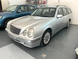 Silber Gebraucht 1999 Mercedes E270 Elegance Kombi | 4.500 €