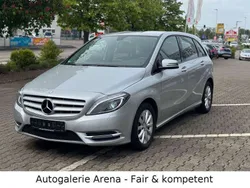Polarsilber metalliclack Gebraucht 2013 Mercedes B200 Van / Kleinbus | 13.990 € (Fairer Preis)