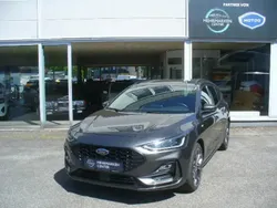 Magneticgrau (metallic) Gebraucht 2022 Ford Focus ST-Line Kombi | 20.490 € (Guter Preis)