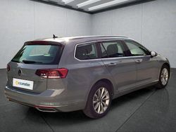Grau Gebraucht 2022 VW Passat GTE Kombi | 26.699 € (Fairer Preis)