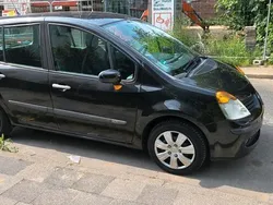 Gebraucht 2004 Renault Modus Van / Kleinbus | 990 €