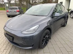 Grau Gebraucht 2022 Tesla Model Y Long Range SUV | 34.590 € (Guter Preis)