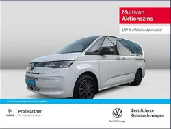 Weiß Gebraucht 2024 VW Multivan Basis Van / Kleinbus | 52.490 € (Fairer Preis)