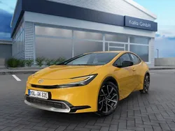 Gelb Gebraucht 2023 Toyota Prius Plug-in Hybrid Executive Kleinwagen | 38.080 € (Fairer Preis)