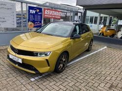 Kult gelb Gebraucht 2023 Opel Astra Elegance Limousine | 19.990 € (Guter Preis)