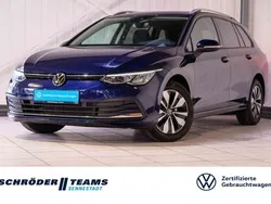 Blau Gebraucht 2023 VW Golf VIII Move Kombi | 33.980 €