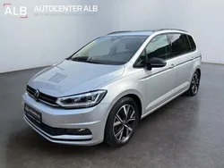 Reflexsilber Gebraucht 2022 VW Touran Highline Van / Kleinbus | 28.990 € (Guter Preis)