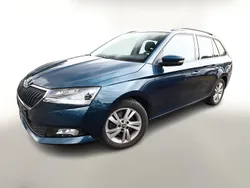 Lava blau metallic Gebraucht 2021 Skoda Fabia Style Kombi | 16.993 € (Fairer Preis)
