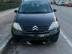 Schwarz Gebraucht 2009 Citroën C3 Kleinwagen | 2.100 €