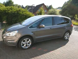 Braun Gebraucht 2012 Ford S-MAX Titanium Van / Kleinbus | 6.600 € (Fairer Preis)