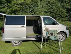 Silber Gebraucht 2012 VW T5 Van | 18.200 €