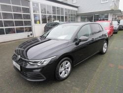 Deep black perleffekt Gebraucht 2022 VW Golf VIII Life Limousine | 18.788 € (Fairer Preis)