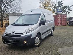 Silber Gebraucht 2014 Toyota Proace Van | 8.800 € (Teuer)