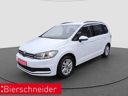Weiss Gebraucht 2024 VW Touran Comfortline Van / Kleinbus | 28.990 € (Guter Preis)
