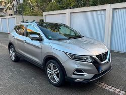 Silber Gebraucht 2018 Nissan Qashqai SUV | 13.999 € (Fairer Preis)