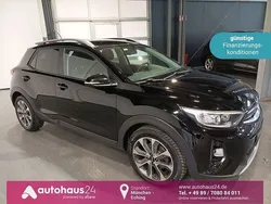 Schwarz Gebraucht 2021 Kia Stonic Vision SUV | 13.880 € (Fairer Preis)