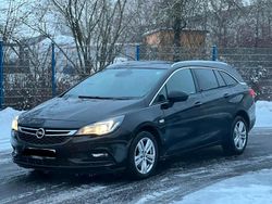 Schwarz Gebraucht 2018 Opel Astra Sport Kombi | 6.950 € (Etwas zu teuer)