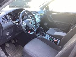 (schwarz) deep black perleffekt Gebraucht 2018 VW Tiguan Allspace Comfortline SUV | 13.480 € (Guter Preis)