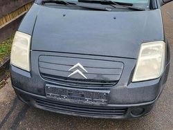Schwarz Gebraucht 2004 Citroën C2 Kleinwagen | 450 €