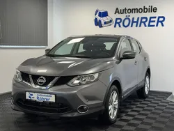 Grau Gebraucht 2016 Nissan Qashqai Acenta SUV | 13.500 € (Fairer Preis)
