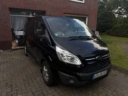 Schwarz Gebraucht 2013 Ford Tourneo Custom Van / Kleinbus | 15.499 € (Teuer)