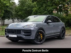 Grau Gebraucht 2024 Porsche Cayenne Turbo E-Hybrid SUV | 209.800 € (Teuer)