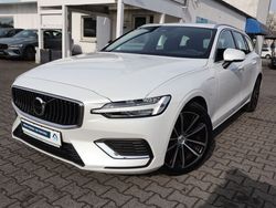 Crystal white pearl Gebraucht 2023 Volvo V60 Core Kombi | 35.980 € (Guter Preis)