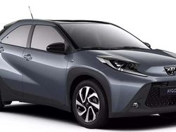 Grau Neu 2025 Toyota Aygo Kleinwagen | 18.190 €