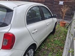 Weiß Gebraucht 2014 Nissan Micra Kleinwagen | 3.900 € (Fairer Preis)