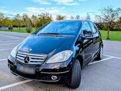 Schwarz Gebraucht 2010 Mercedes A200 Avantgarde Van / Kleinbus | 4.900 € (Teuer)