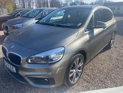 Silber Gebraucht 2015 BMW 218 Active Tourer Basis Van / Kleinbus | 14.350 € (Etwas zu teuer)