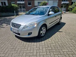 Silber Gebraucht 2007 Kia Ceed EX Limousine | 2.800 € (Fairer Preis)