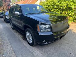 Schwarz Gebraucht 2010 Chevrolet Tahoe LTZ SUV | 25.000 € (Etwas zu teuer)