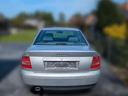 Silber Gebraucht 1999 Audi A4 Design Limousine | 800 €