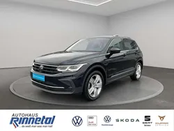 Deep black perleffekt Gebraucht 2023 VW Tiguan Move SUV | 34.220 € (Guter Preis)