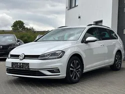 Weiß Gebraucht 2020 VW Golf VII United Kombi | 13.950 € (Fairer Preis)