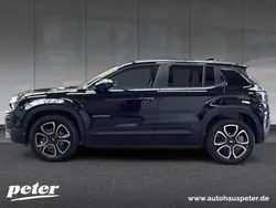 Volcano black Neu 2025 Jeep Avenger Summit SUV | 30.490 € (Teuer)