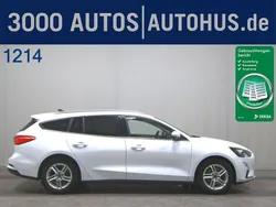 Frostweiß Gebraucht 2020 Ford Focus Cool & Connect Kombi | 8.180 € (Superpreis)