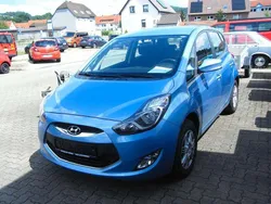 Blau Gebraucht 2012 Hyundai ix20 Classic Van / Kleinbus | 5.990 € (Guter Preis)