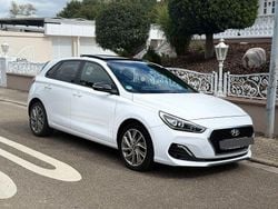 Weiß Gebraucht 2019 Hyundai i30 Passion Plus Limousine | 13.490 € (Guter Preis)
