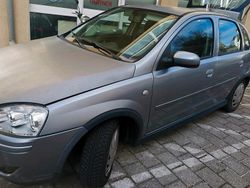 Silber Gebraucht 2007 Opel Corsa Edition Limousine | 1.100 € (Guter Preis)