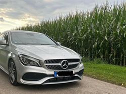 Silber Gebraucht 2017 Mercedes CLA200 Shooting Brake AMG line Kombi | 17.400 € (Fairer Preis)
