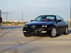 Schwarz Gebraucht 1998 Alfa Romeo GTV Coupé | 17.272 €