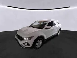 Pure white Gebraucht 2022 VW T-Roc Basis SUV | 18.840 € (Guter Preis)