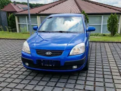 Saphirblau met. Gebraucht 2008 Kia Rio EX Kleinwagen | 2.750 € (Etwas zu teuer)