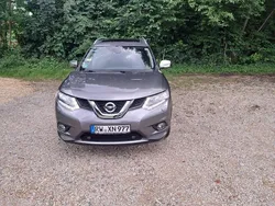 Grau Gebraucht 2017 Nissan X-Trail SUV | 13.500 € (Superpreis)