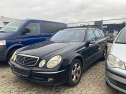 Schwarz Gebraucht 2004 Mercedes E220 Kombi | 1.480 € (Superpreis)